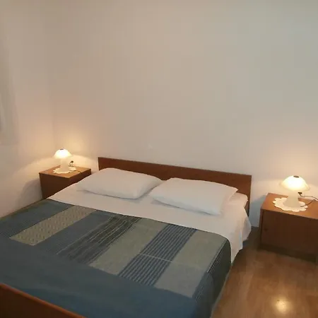 Apartment Nada *
